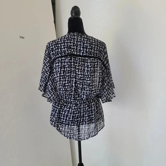 Womens A.N.A. White Black Boho Geometric Print Sheer Top Blouse Sz L - Picture 3 of 8